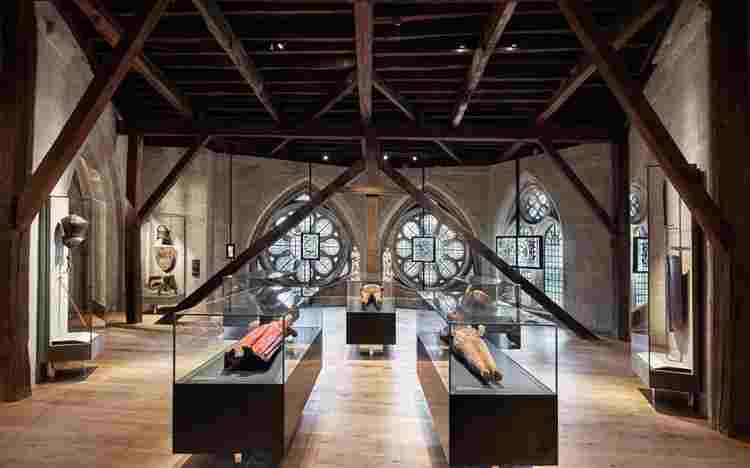 The Queen's Diamond Jubilee Galleries