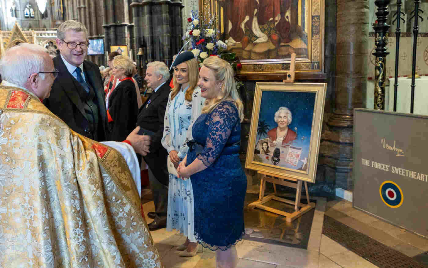 The life of Dame Vera Lynn honoured at Abbey service