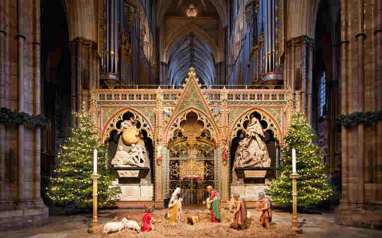 A crib scene in front of the Quire screen in the Abbey's Nave