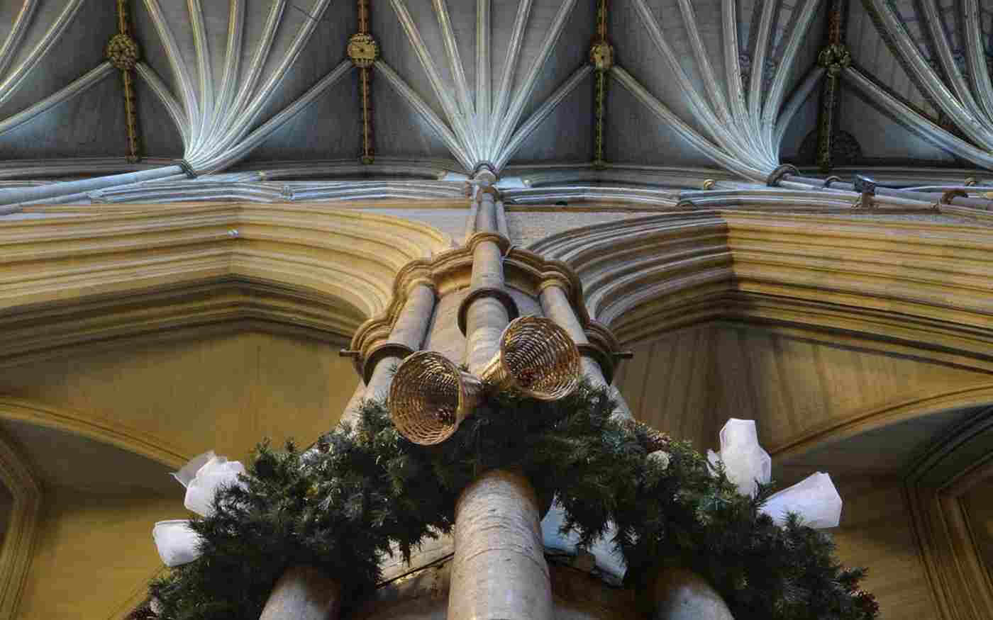 Westminster Abbey hosts Whitehall Carol Service
