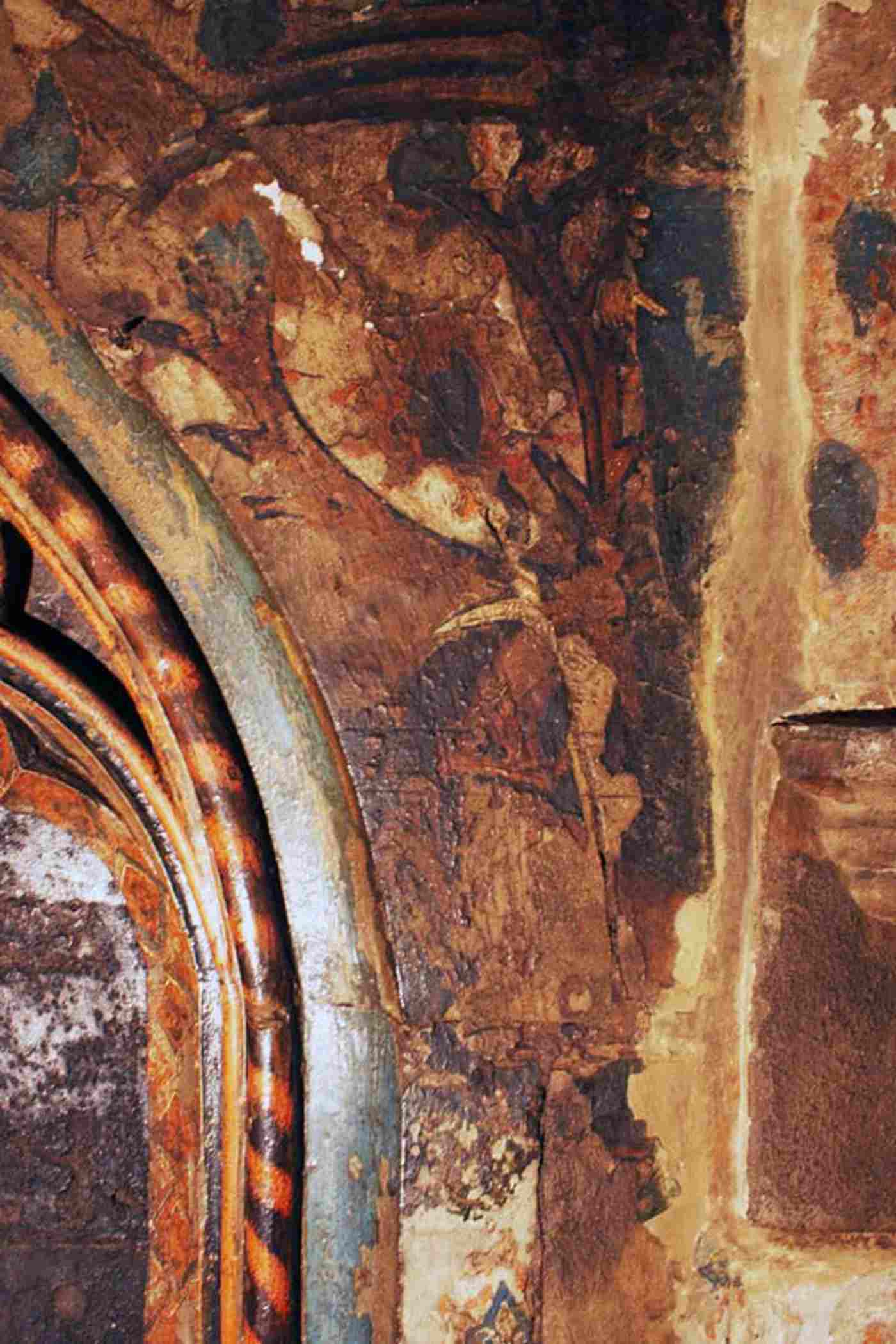 Pew chapel decoration by statue niche 1949 RPHG 80 Westminster Abbey copyright-1.jpg