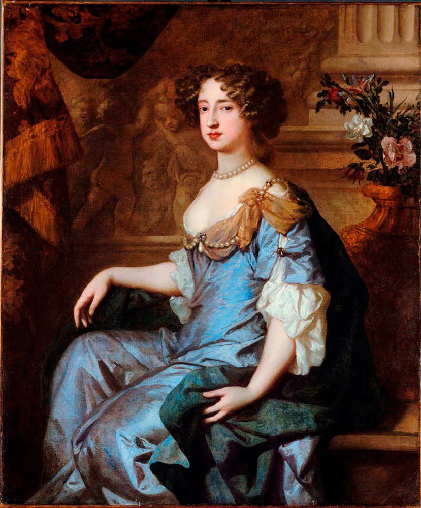 Painting of Mary II seated wearing a blue dress and pearl necklace