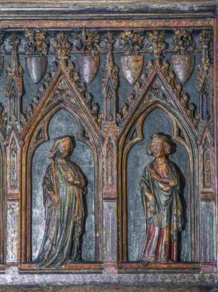 Two of the small statuettes, probably a king and queen, on the base of Edmund Crouchback's tomb